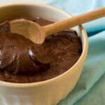 Шоколадний пудинг з авокадо